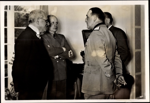 Photo Hoffmann, Foreign Minister v. Ribbentrop, Italian governor v. Rome, Prince Colonna in Berlin