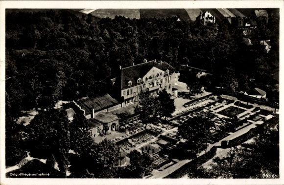 Ak Bad Lausick in Sachsen, Kurhotel Herrmannsbad, Fliegeraufnahme