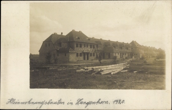 Photo Postcard Hamburg Nord Langenhorn, small apartment buildings, 1920