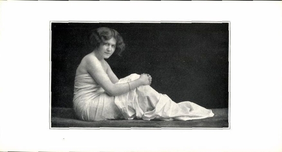 Art Nouveau Album "WITHOUT FASHION" 20 FEMALE NUDE STUDIES FROM NATURE IN HELIOGRAVURE FOR ARTISTS