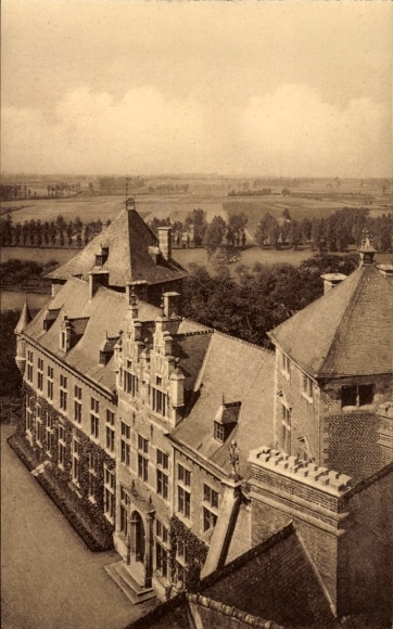 CPA Lennik Brabant Flamand, Château de Gaasbeek, The aile gauche vue de la plate-forme du Châtelet