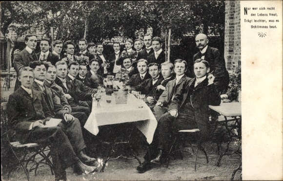 Studentika Postcard Homberg on the Efze Hessen, men at a table in the guest garden