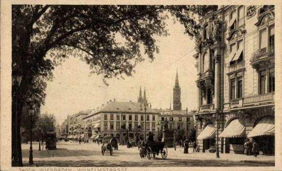 Postcard Wiesbaden in Hesse, Wilhelmstraße, tram line 6, Nassauer Hof