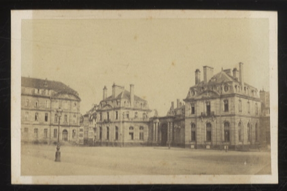 CdV Photo Strasbourg Strasbourg Alsace Bas Rhin, Place du Chateau with the baroque Palais Rohan