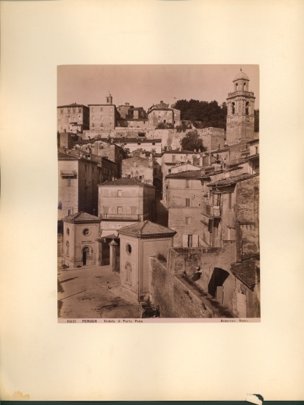 foto rond 1880, Perugia Umbrië, Veduta di Porta Pesa