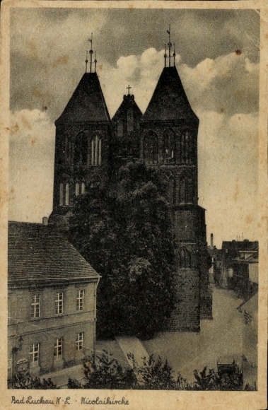 KP Luckau w Dolnych Łużycach, Kościół św. Mikołaja, architektura, chmury, stare miasto