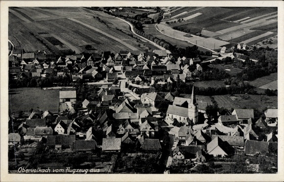 Postcard Obervolkach Volkach, aerial view of many houses, church visible
