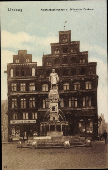 Postcard Lüneburg in Lower Saxony, Relchenbach fountain, Salfmeister monument, Christian Hamann