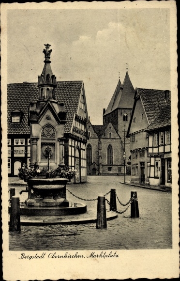 Postcard Obernkirchen in Schaumburg, market square, fountain