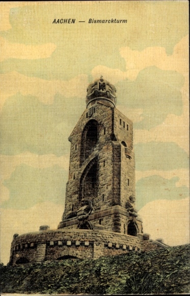 Ak Aachen, Bismarckturm in  Wolkenhimmel, 