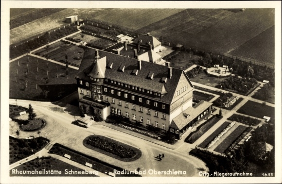 Ak Schneeberg im Erzgebirge, Fliegeraufnahme Rheumaheilstätte