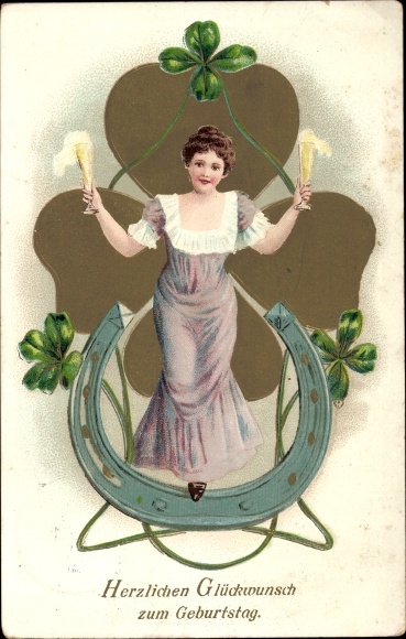 Reliëf ansichtkaart gefeliciteerd verjaardag, vrouw, hoefijzer, klavers, champagneglazen