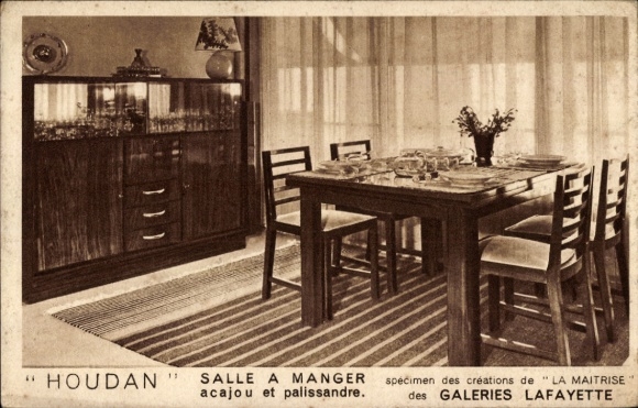 Ak Houdan Yvelines, Esszimmer, Möbel aus Akazienholz und Palisander, Galeries Lafayette