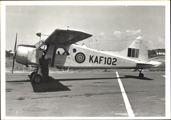 Zdjęcie KP Kenijski samolot wojskowy, KAF 102, de Havilland Kanada DHC-2