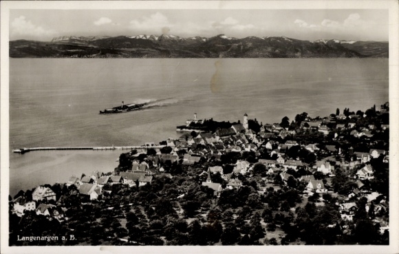Ak Langenargen am Bodensee, Schloss Montfort, Fliegeraufnahme