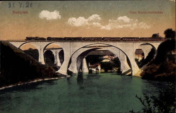 Ak Kempten im Allgäu Schwaben, Brücke, Zug, Wasser, Landschaft, Himmel