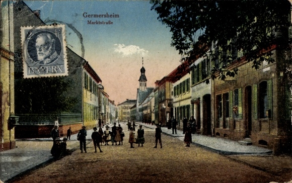 Postcard Germersheim, view of the Marktstraße with passers-by and church