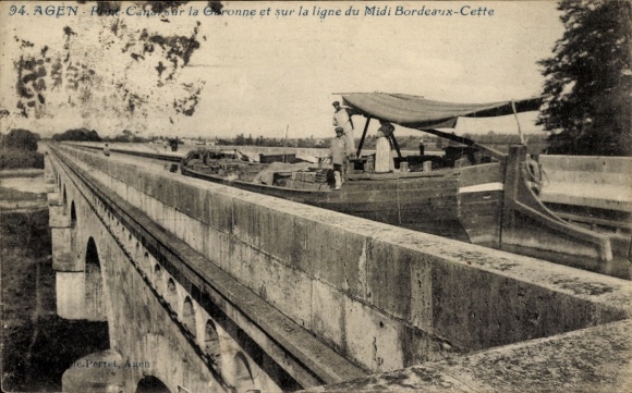Ak Agen Lot et Garonne, Brücke über die Garonne, Schiff auf dem Wasser,  aus Frankreich