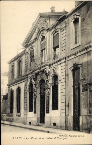 Postcard Alès Alais Gard, two-story building, museum, Caisse d'Epargne, architectural details