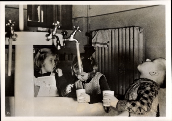 Photo Hoffmann, Heinrich, NSV War Kindergarten, January 1940