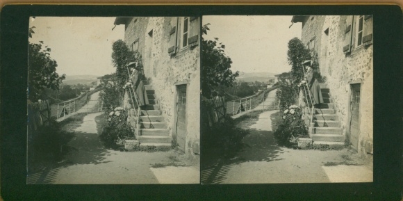 Stereo photo Lamure sur Azergues Rhône, street scene