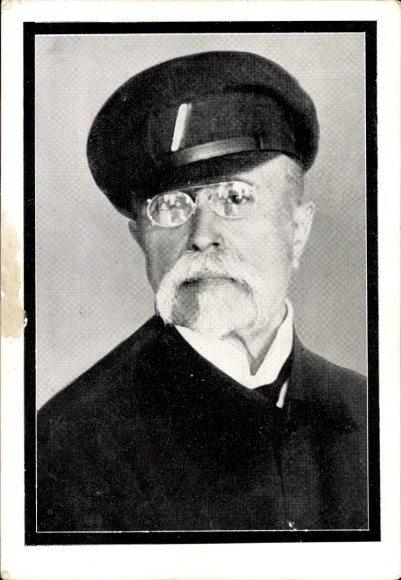 Picture of Czechoslovak President Tomáš Garrigue Masaryk, portrait in peaked cap