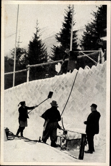 Collective picture Olympic Games 1936, Winter Games, construction of the bobsleigh run, ice cubes from the Rießersee