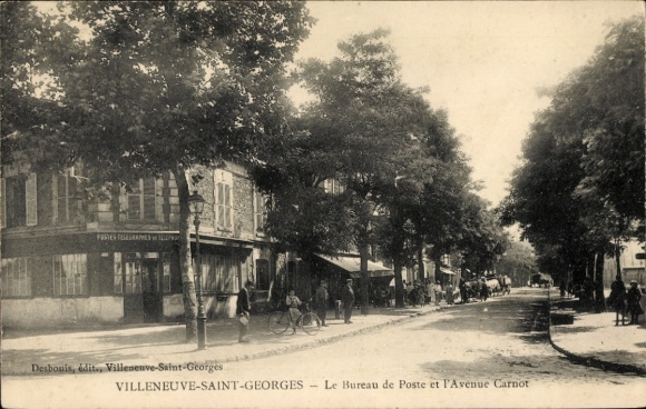 CPA Villeneuve Saint Georges Val de Marne, Le Bureau de Poste et Avenue Carnot