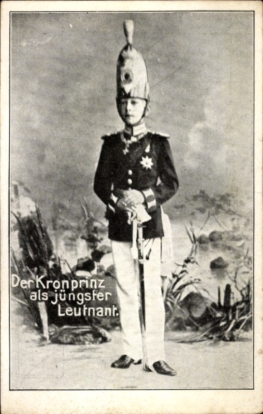 Postcard Crown Prince Wilhelm of Prussia, as youngest lieutenant