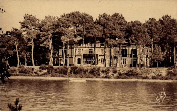 Postcard Soorts Hossegor Landes, buildings on the shore, forest, water,