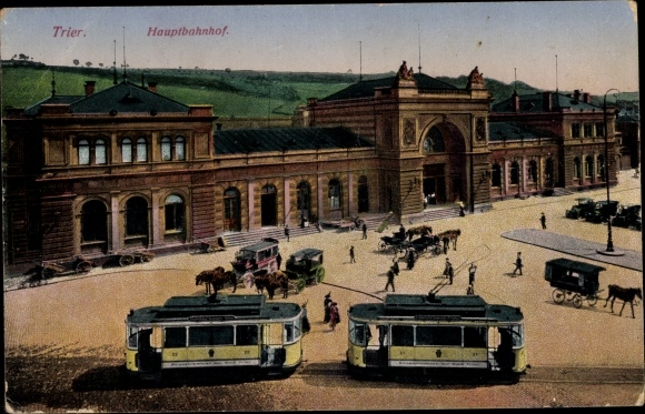 Ak Trier in Rheinland Pfalz, Hauptbahnhof, Straßenbahnen
