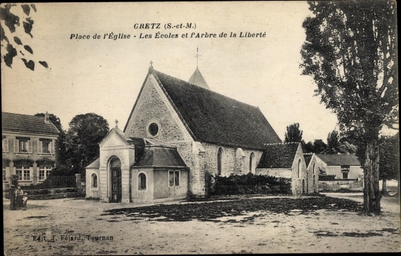 KP Gretz Seine et Marne, Place de l'Eglise, Les Ecoles, L'Arbre de la Liberte