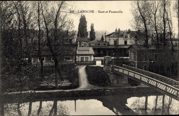 Postcard Laroche Migennes Yonne, Station, Footbridge