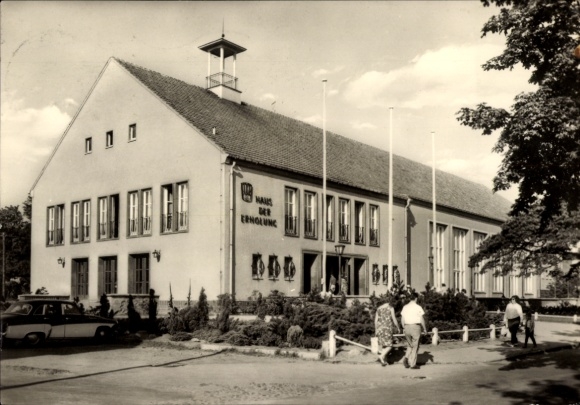 Postcard Ostseebad Ahlbeck Heringsdorf on Usedom, House of Recreation, FDGB Rest Home