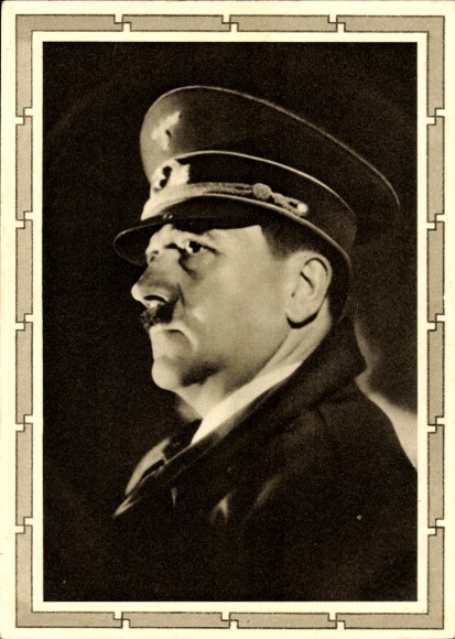 Postwaardestuk Ak Führer en Rijkskanselier Adolf Hitler, portret