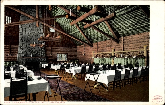Ak Wyoming VS, Yellowstone National Park, Old Faithful Inn, eetkamer