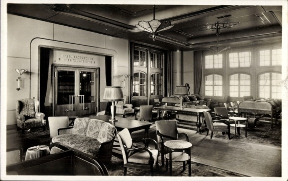 Postcard Norddeutscher Lloyd Bremen, fast steamer Europa, first class library, interior view