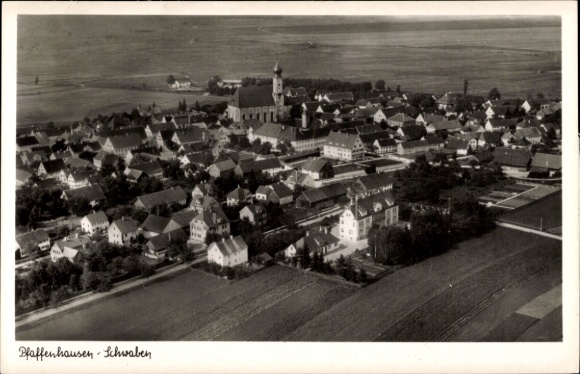 Ak Pfaffenhausen in Oberschwaben Unterallgäu, Fliegeraufnahme