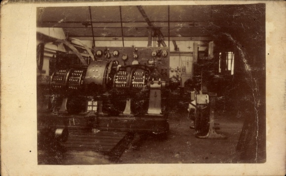 Foto Ak Fabrikanlage, Maschinenraum