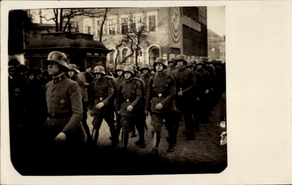 Photo Postcard Dresden, Wehrmacht parade 1933
