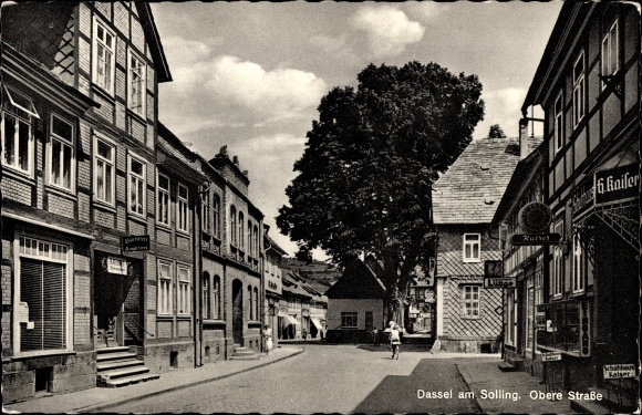 Postcard Dassel in Lower Saxony, view of Obere Strasse, bakery, Kaiser shoe store