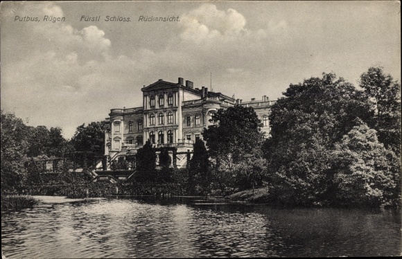 Postcard Putbus on the island of Rügen, Princely Castle, rear view