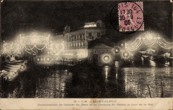 CPA Saint-Cloud Hauts-de-Seine, Illuminations de l'entrée du Parc et de l'avenue du Palais, Fête