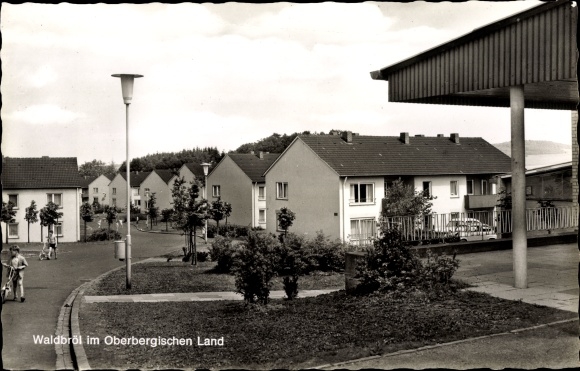 Postcard Waldbröl North Rhine Westphalia, street section, houses