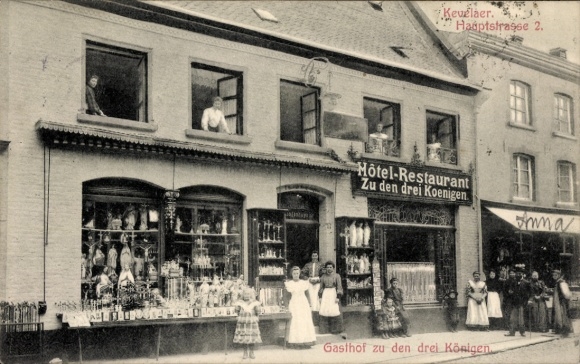 Postcard Kevelaer on the Lower Rhine, Hauptstraße 2, Hotel Restaurant Zu den drei Koenigen, shop window