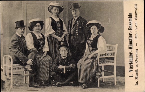 Postcard I. Vierländer Artists Ensemble, dir. Carl Seewald, costumes