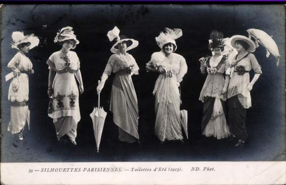 KP paryskie sylwetki, moda letnia 1913, damy z parasolkami, sukienki