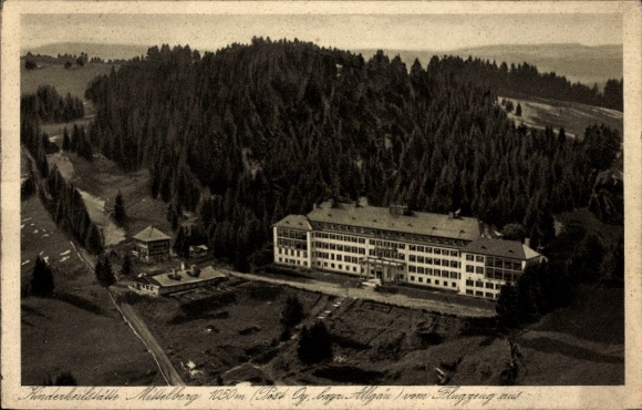 Ak Mittelberg im Allgäu, Fliegeraufnahme, Kinderheilstätte