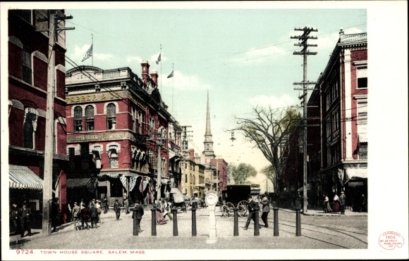 Postcard Salem Massachusetts USA, Town House Square