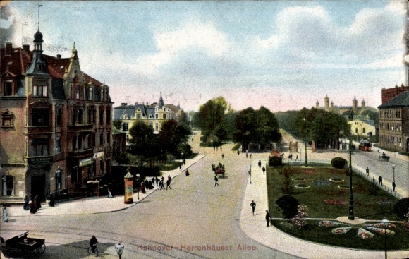 Postcard Hannover in Lower Saxony, The Herrenhäuser Allee